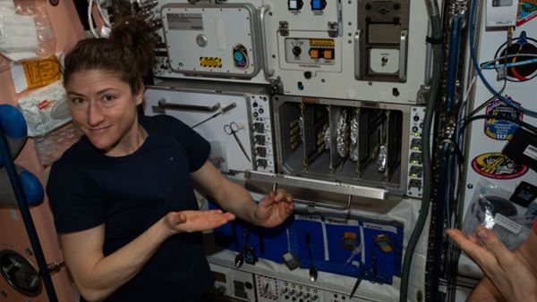 NASA’lı astronot Christina Koch, uzayda 1 yıl geçirecek
