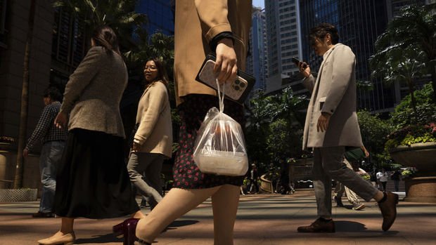 Hong Kong’da tek kullanımlık plastik yasağı yürürlüğe girdi